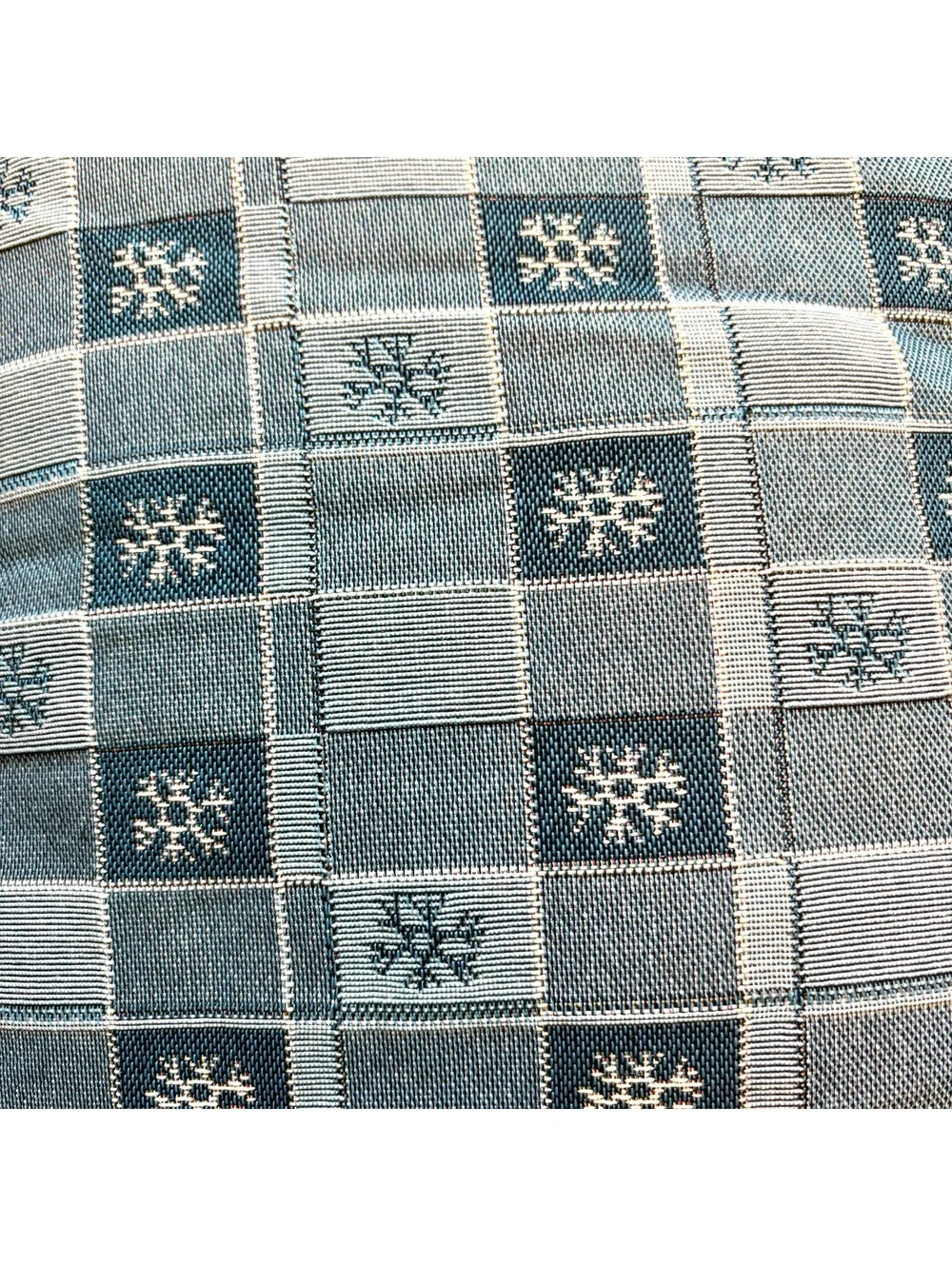 Vintage Christmas Snowman Tapestry Throw Pillows Snowflakes Holiday Decor 16.5”
